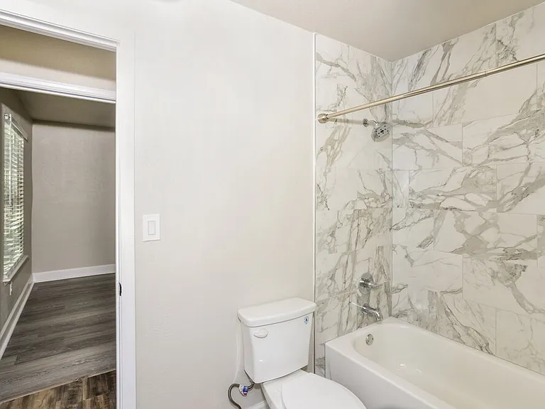 7310 Oswego Dr — Photo 16