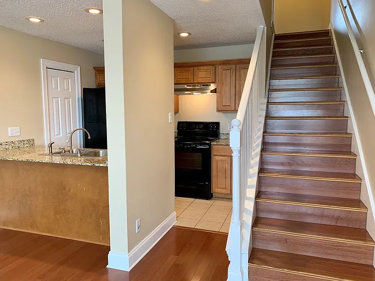 9201 Palmetto — Photo 10