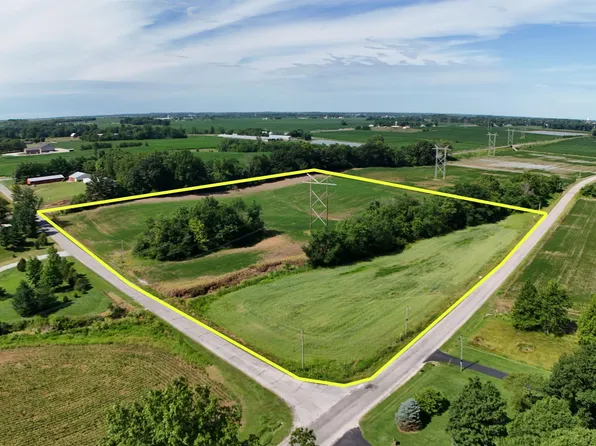 800 E 100 N, Montgomery, IN 47558