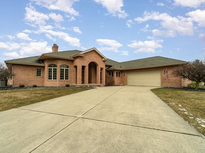 5670 Pine Gate Dr, Saginaw, MI, 48603