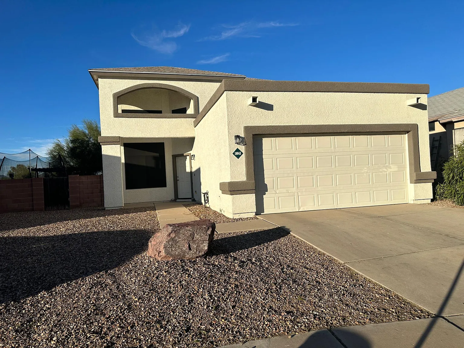 4 bed, 2177 sqft, $2,250 — Photo 2