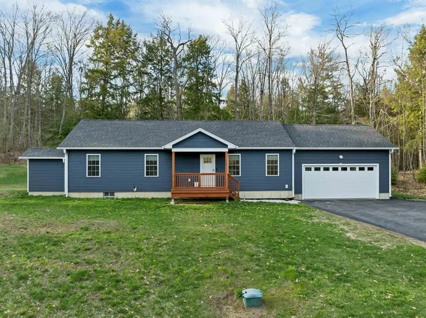 123 Parade Road, Barnstead, NH 03218