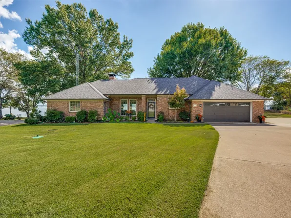 315 County Road 1942, Yantis, TX 75497