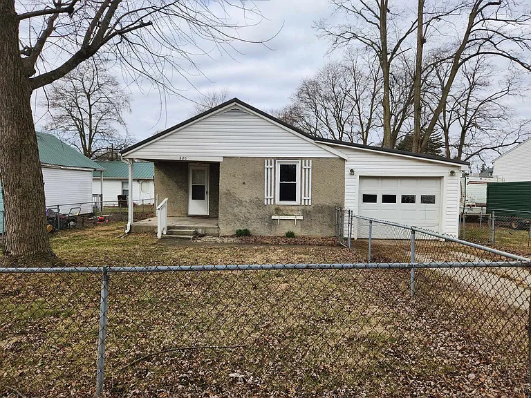 220 Evans Ave — Photo 1