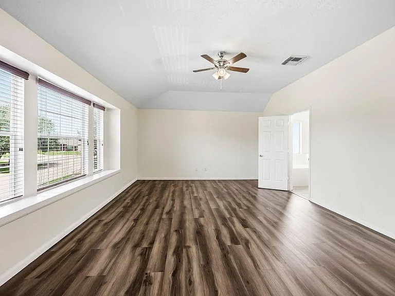 14015 Crossvale Ln — Photo 12