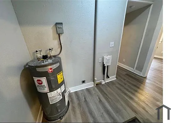 3 bed, $1,350 — Photo 4