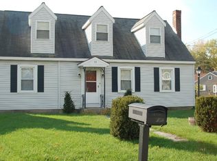 15 Campbell Rd, Stillwater, NY 12170