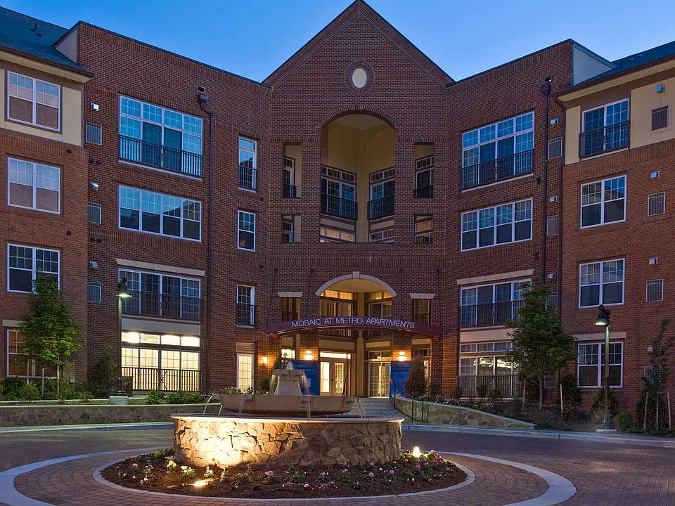 Mosaic at Metro Apartments