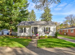 249 E 15th St, Holland, MI