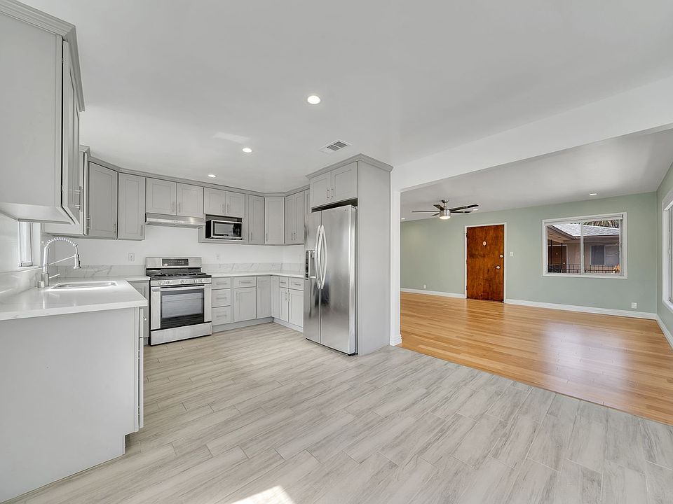 1st image of 233 Mira Mar Ave #1