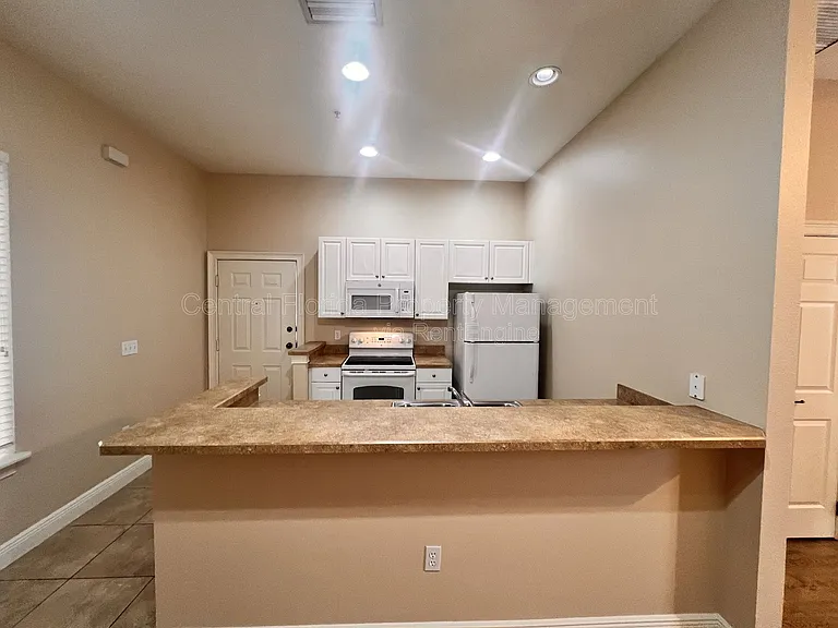 1519 Lake Baldwin Ln #C — Photo 5