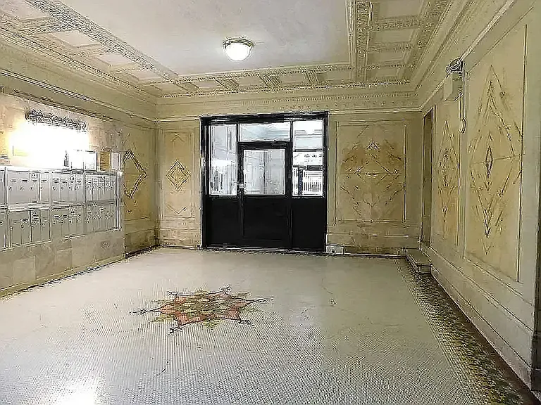 201 W 115th St #1E — Photo 12