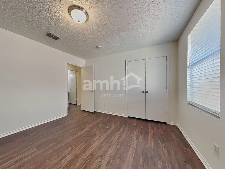 1637 Baxter Springs Dr — Photo 16