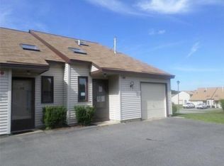 10 Tideview Dr, Dover, NH 03820