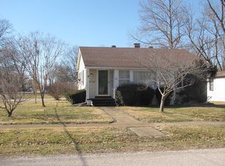 100 N East St, New Athens, IL 62264