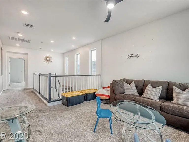3135 Hazy Hills Ave — Photo 16