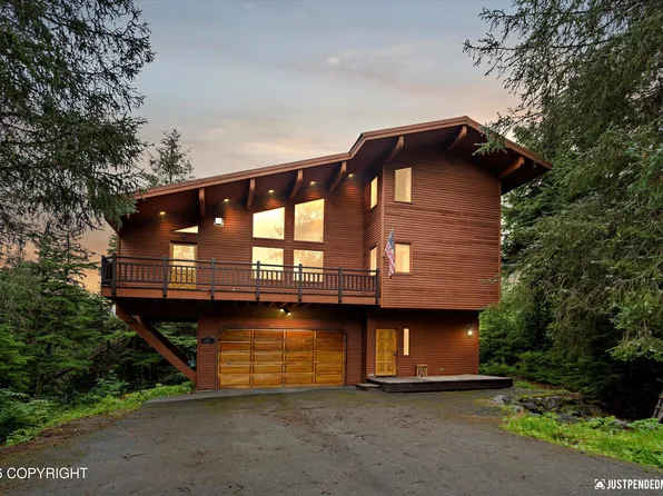 165 Vail Cir, Girdwood, AK 99587