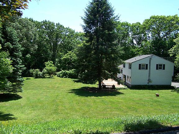 5th image of 1 Westview Ave