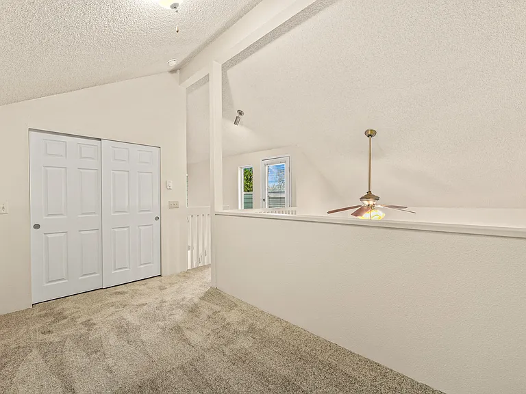 Starboard Apartments — Photo 52