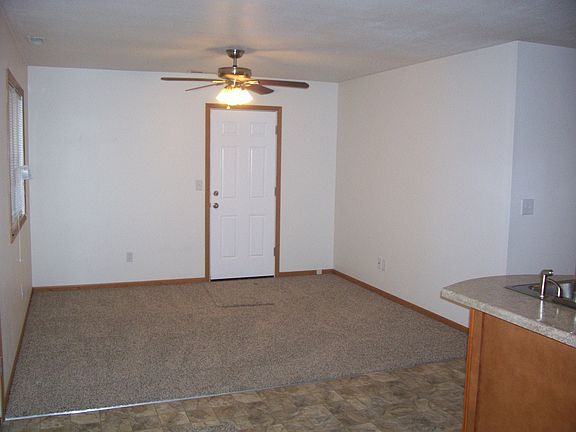 4th image of 1107 W Hamilton St