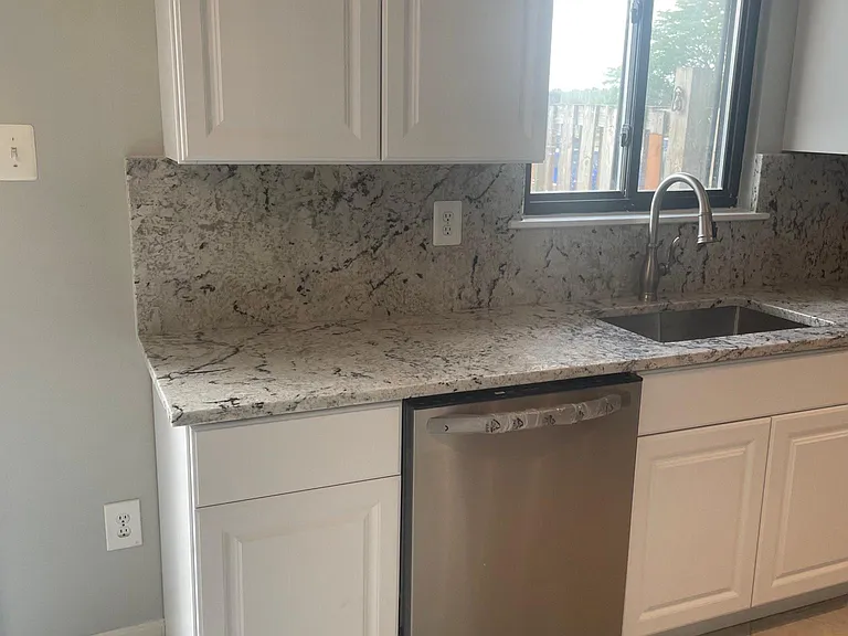 8409 Del Norte Ct — Photo 1