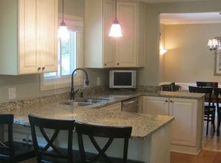 17416 Ridgeview Dr, Minnetonka, MN 55345