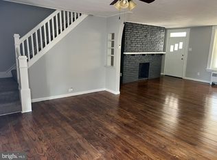 114 W Wall St, Leesport, PA