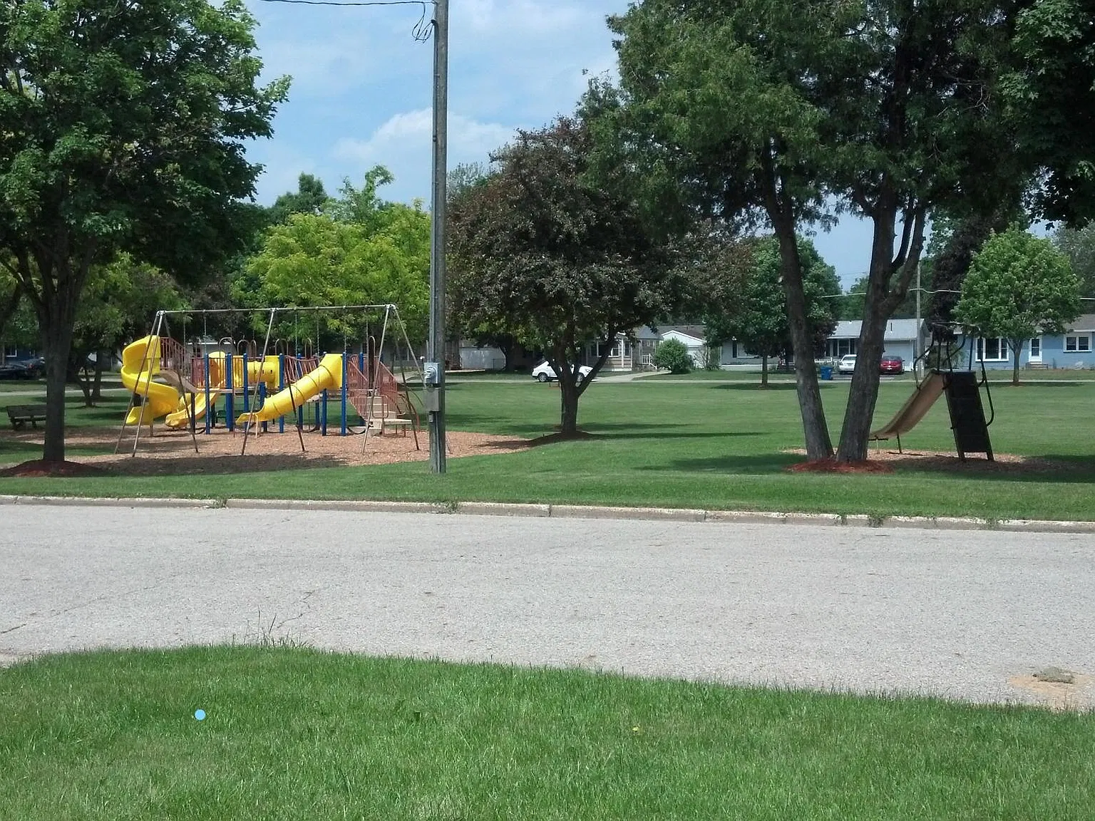 2 bed, 560 sqft, $1,400 — Photo 3