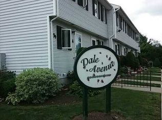 39 Dale Ave APT B, Johnston, RI 02919