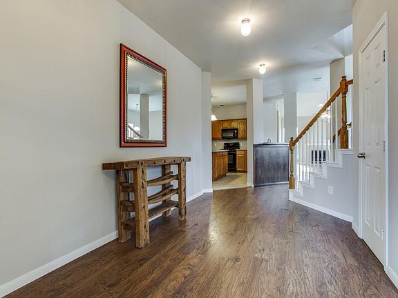 3rd image of 9833 Hedge Bell Dr