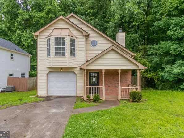 847 Ashley Ln, Stone Mountain, GA 30087