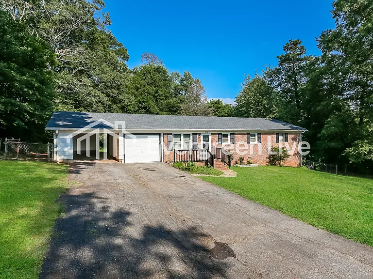 151 Leawood Dr — Photo 15