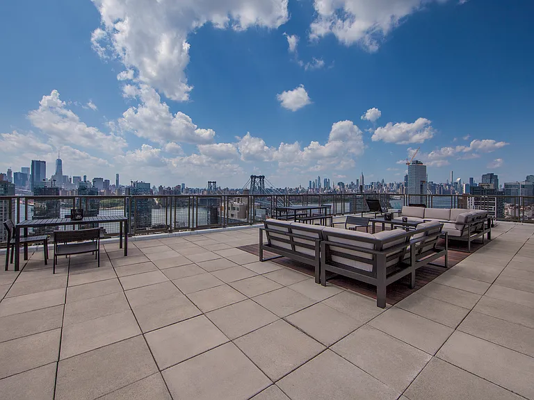 424 Bedford Ave #2A — Photo 16