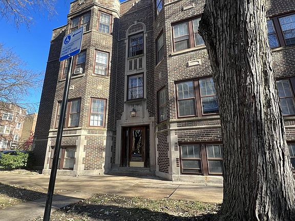 2nd image of 6455 N Bell Ave #2S