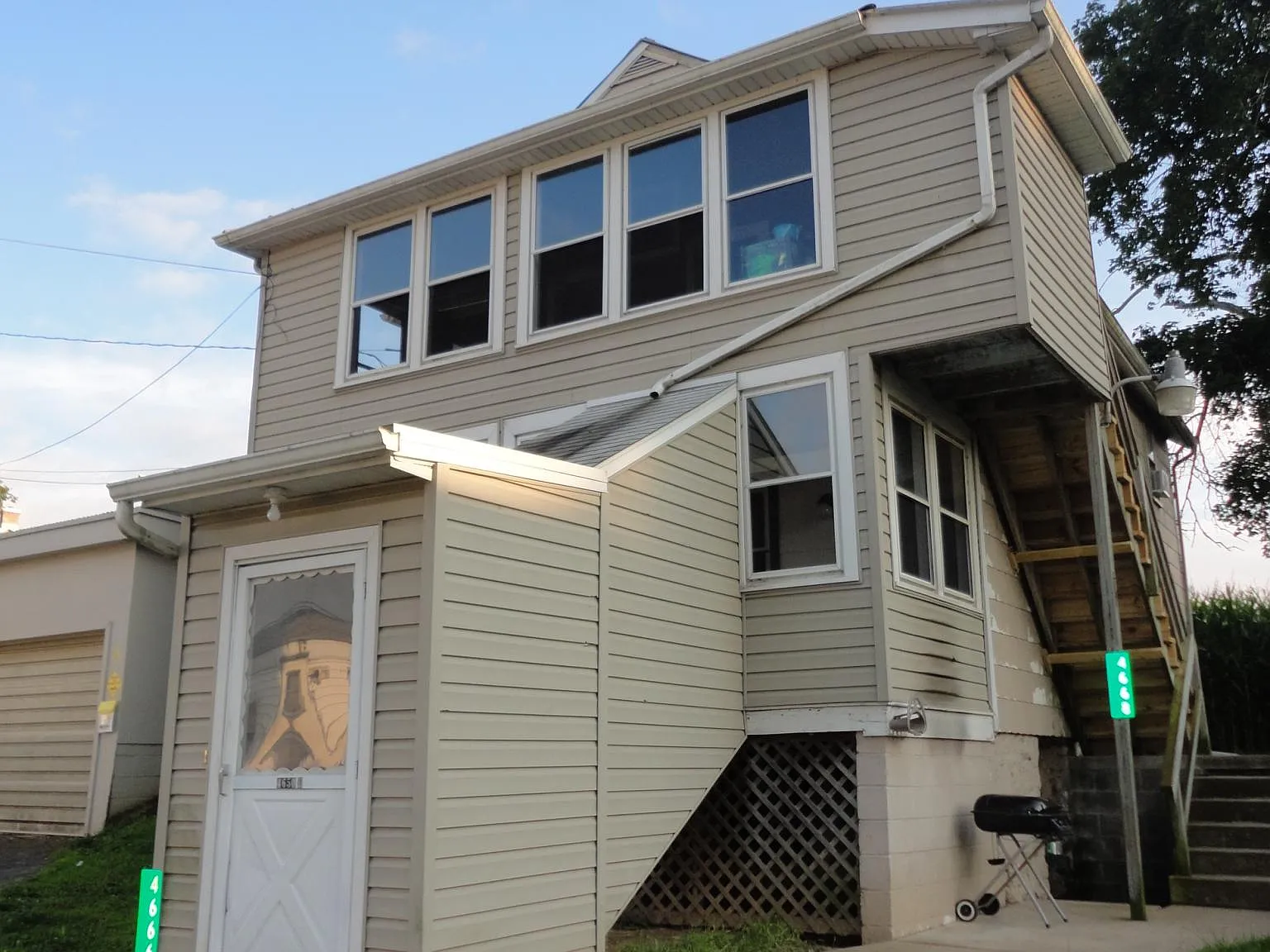 2 bed, $1,275 — Photo 1