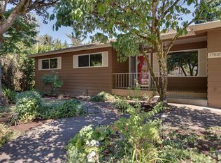 17020 Chapin Way, Lake Oswego, OR 97034