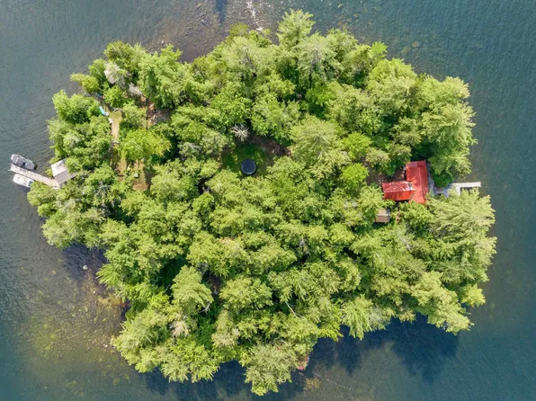 1 Littlest Mud Island, Wolfeboro, NH 03894