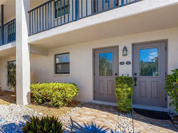 4525 Country Club Blvd APT 110, Cape Coral, FL 33904