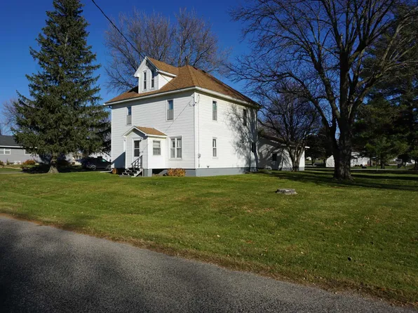 209 Washington St, Holland, IA 50642