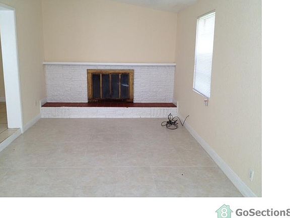 5th image of 1557 NW 15th Ter