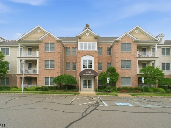 104 Ridgeview Ln, Mount Arlington Boro, NJ 07856