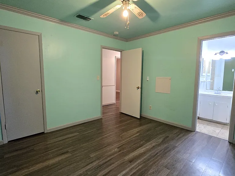 1514 State Highway 155 N — Photo 21