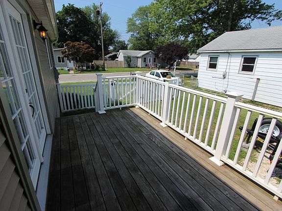 Side deck
