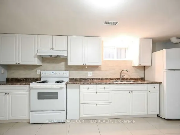 40 Honeywell Dr #Basement, Hamilton, ON L8E 1L9