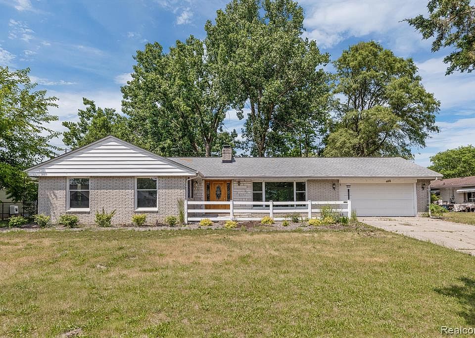 465 Tanview Dr, Oxford, MI 48371 MLS 20230049313 Zillow