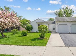 533 Lyon Dr, Buffalo Grove, IL 60089