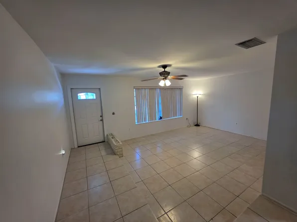 9175 NW 25th St, Sunrise, FL 33322