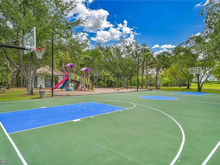 5000 Royal Shores Dr #101 — Photo 41