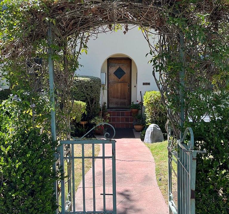 Charming Mediterranean building