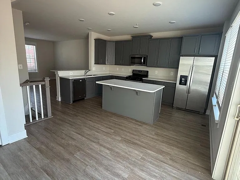 212 Pomegranate Ln — Photo 13